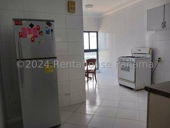 Alquilo Apartamento en Avenida Balboa MIRAMAR OF 