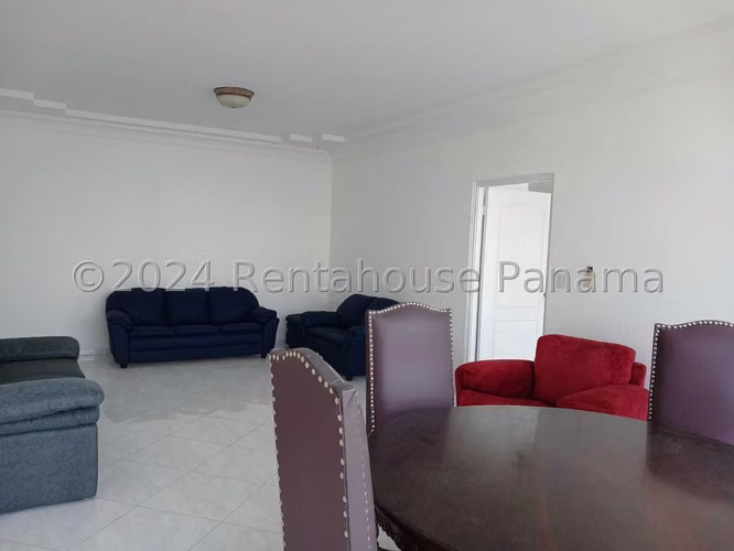 Alquilo Apartamento en Avenida Balboa MIRAMAR OF 