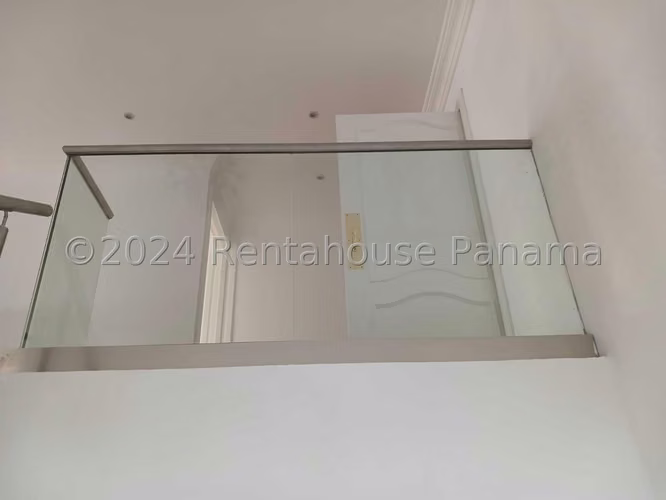 Alquilo Apartamento en Avenida Balboa MIRAMAR OF 
