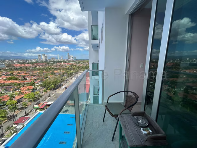 Venta de Apartamento en Costa del Este Ph Latitude Solo Cliente Directo MC