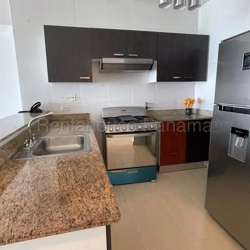 Apartamento en Alquiler en Avenida Balboa JG