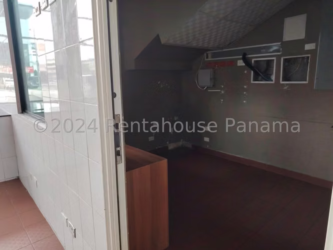 Local Comercial en Alquiler en Vista Hermosa JG