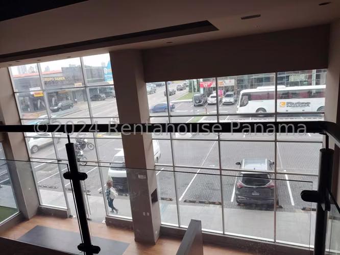 Local Comercial en Alquiler en Vista Hermosa JG