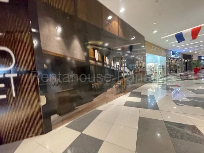 Local Comercial en Alquiler en El Dorado JG