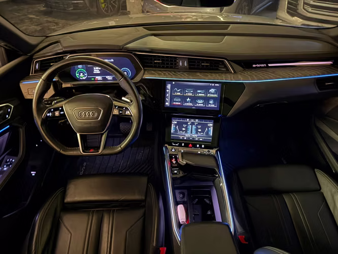 Audi e-tron Sportback 55 quattro 2022
