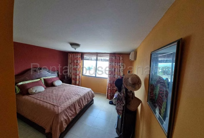 Apartamento en venta PH Los Balcones Playa Blanca ELP 25-4914