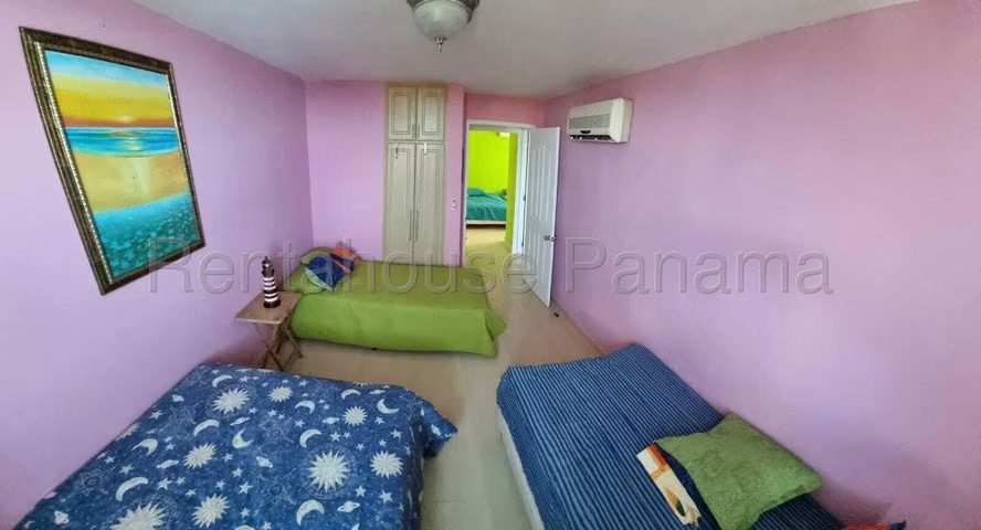 Apartamento en venta PH Los Balcones Playa Blanca ELP 25-4914