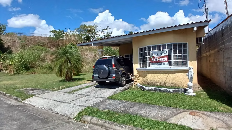 CASA EN ALTOS DE PRADERAS DE SAN ANTONIO mmor