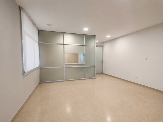 ALQUILO CENTRICO APARTAMENTO EN EL CARMEN - Imagen 7