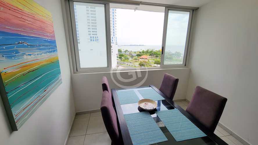 Venta Apartamento Avenida Balboa 2 habitaciones Vista al Mar 2,055 $/m2