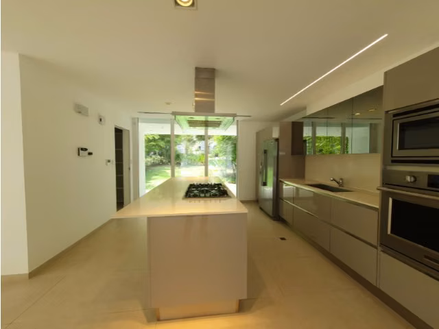 Alquiler Moderno Town Houses en Clayton  de 3 niveles, cerca de ciudad del saber - Imagen 5