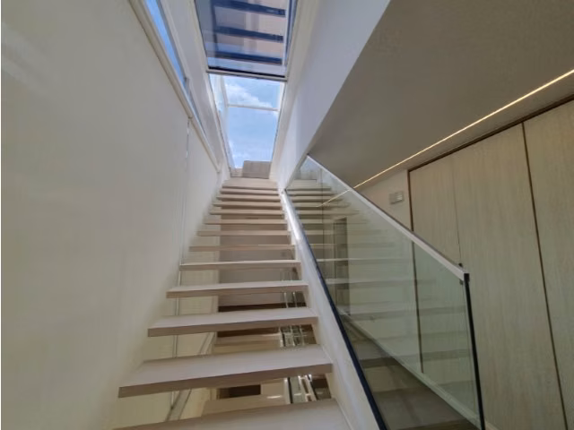 Alquiler Moderno Town Houses en Clayton  de 3 niveles, cerca de ciudad del saber - Imagen 17