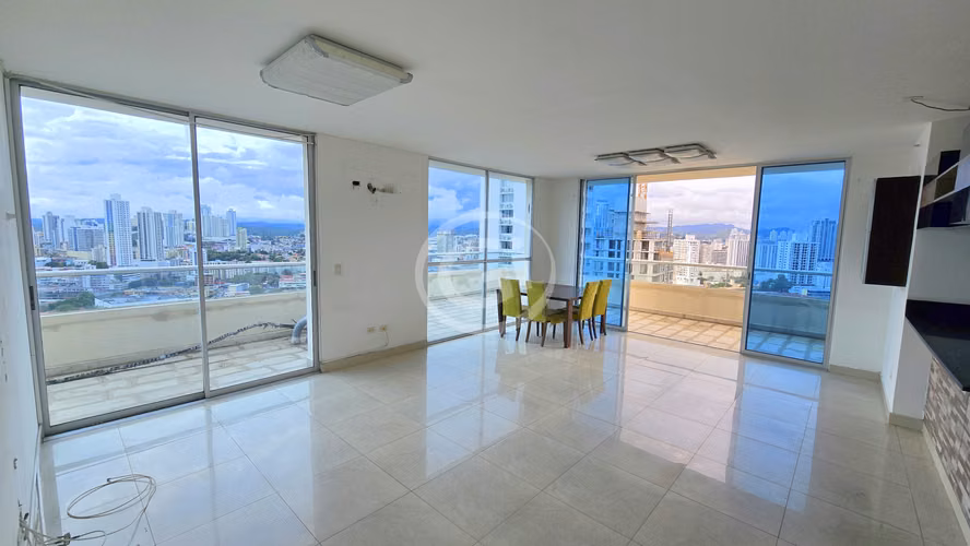 Venta PentHouse Diamond Tower San Francisco. Remate
