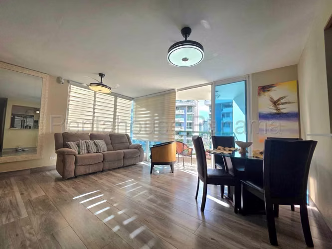 Apartment for Sale in Edison Park AK