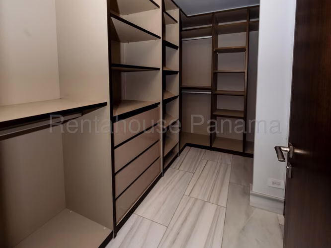 Venta de apartamento en Punta Paitilla AK
