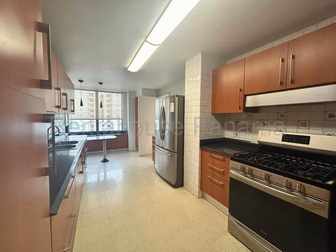 ALQUILER DE APARTAMENTO EN LA RONDA OBARRIO HQ