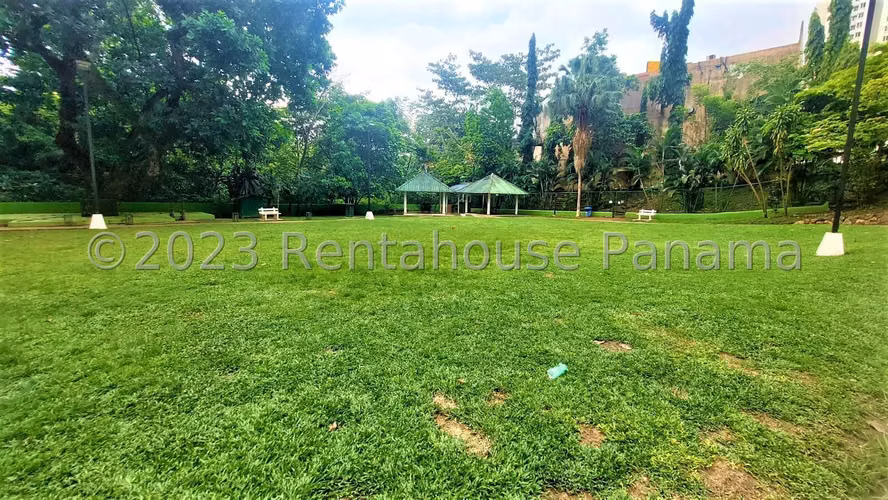 VENTA DE APARTAMENTO EN GREEN PARK CONDADO DEL REY HQ