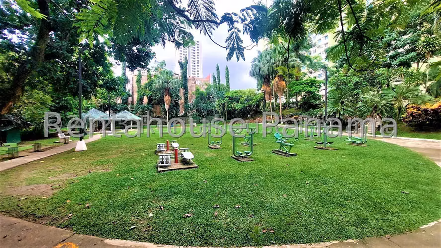 VENTA DE APARTAMENTO EN GREEN PARK CONDADO DEL REY HQ