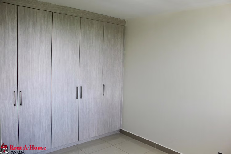 VENTA DE APARTAMENTO EN GREEN PARK CONDADO DEL REY HQ