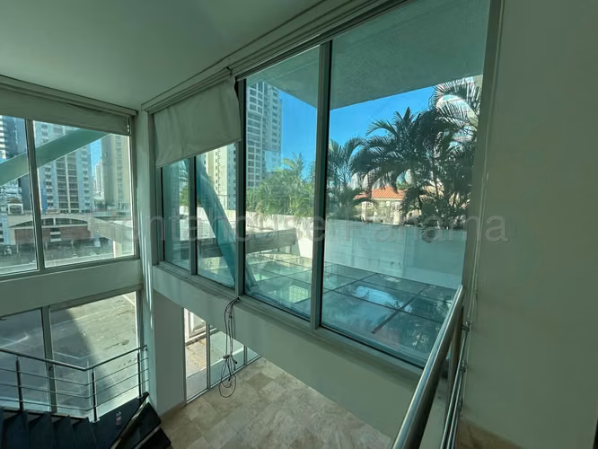 VENTA DE APARTAMENTO EN LOFT FOUR 41 PUNTA PACIFICA HQ