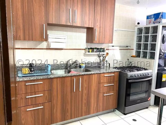 Se Alquila Apartamento en San Francisco VLU26-8873