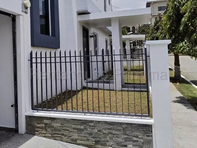 Casa en alquiler en La Alameda YM