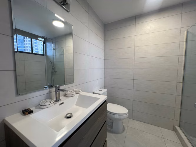 Venta de apartamento en PH Prestige Cerca del Parque Urraca en Bella Vista