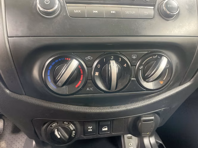 NISSAN NP300 FRONTIER - 2025 - PFNX - Automarket - Imagen 9