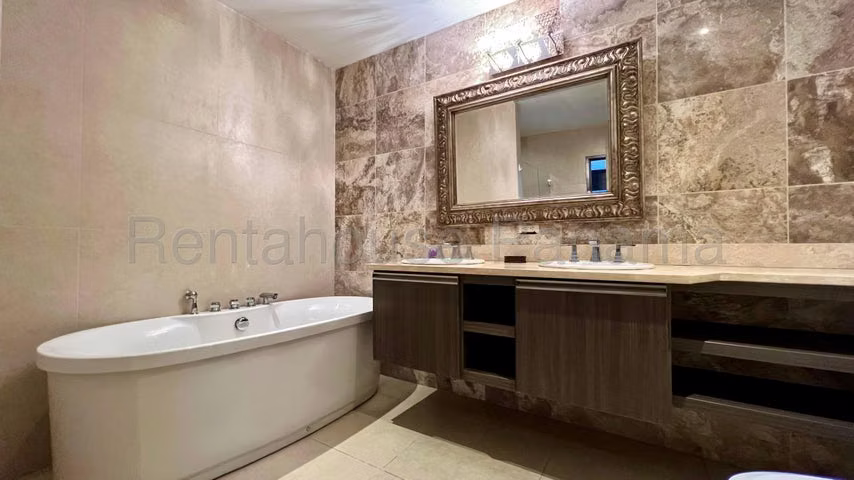 Vendo apartamento en Av. Balboa LF26-4122 Solo Cliente Directo