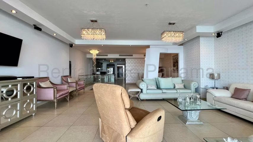 Vendo apartamento en Av. Balboa LF26-4122 Solo Cliente Directo