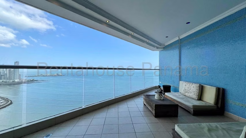 Vendo apartamento en Av. Balboa LF26-4122 Solo Cliente Directo