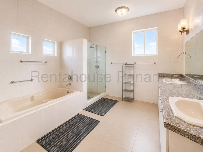 Alquiler de apartamento en Costa del Este   AK