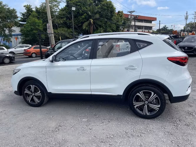 MG ZS 2025 - Imagen 4