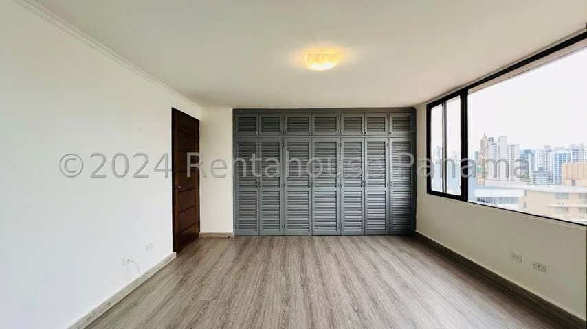 Vendo apartamento en Obarrio LF26-4127 Solo Cliente Directo