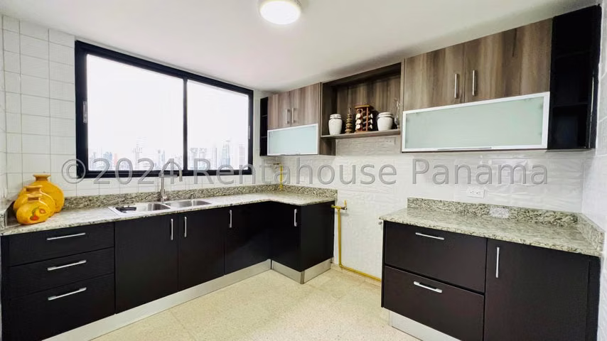 Vendo apartamento en Obarrio LF26-4127 Solo Cliente Directo