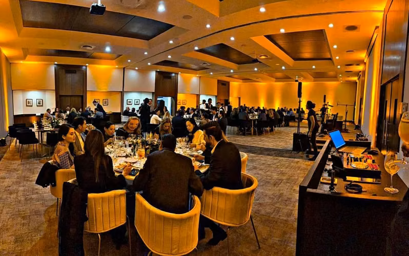 Guitarrista Profesional Exclusivo Para Eventos Privados & Corporativos de Lujo - Imagen 2