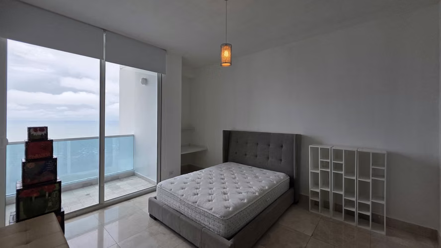 Venta Apartamento Costa del Este  PH Vitri  #1