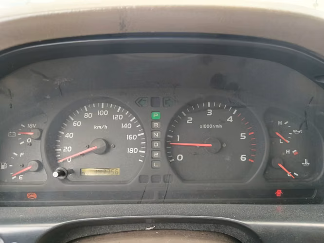 Toyota Land Cruiser 100 VX 2000 - Imagen 8