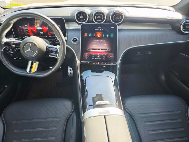 Mercedes-Benz GLC200 Coupe 2023