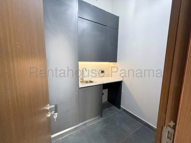 Alquilo oficina en Costa del Este LF26-8837 Solo Cliente Directo