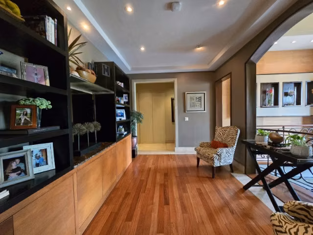 Exclusiva Residencia de Lujo en Costa del Este: Amplitud, Elegancia y Confort - Imagen 13