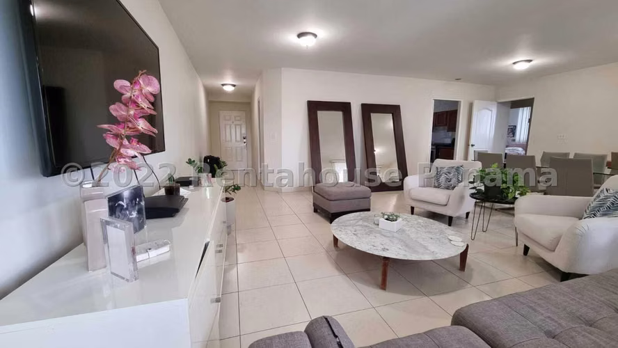 Venta de apartamento en Punta Pacifica AK