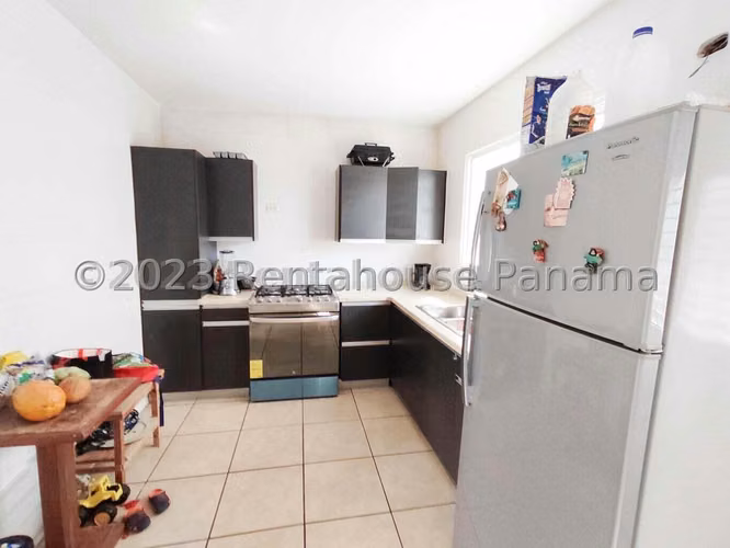Venta de casa en Brisas Del Golf AK - Imagen 4