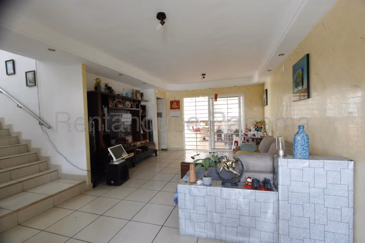 Venta de casa en Brisas Del Golf AK - Imagen 2