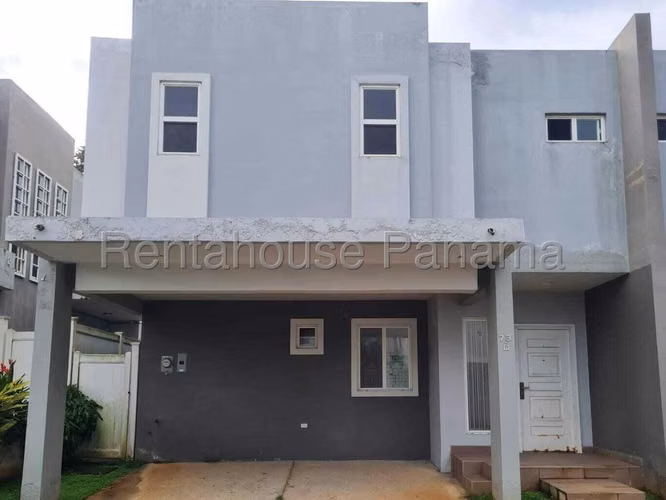 House for Sale in Brisas Del Golf AK