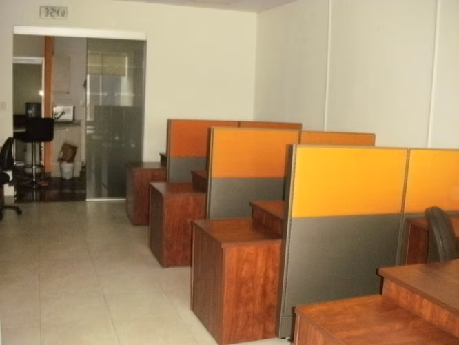 _ Banesco Tower 92m2