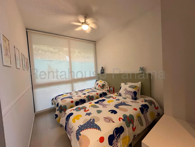 Venta de apartamento en Brisas Del Golf AK - Imagen 10