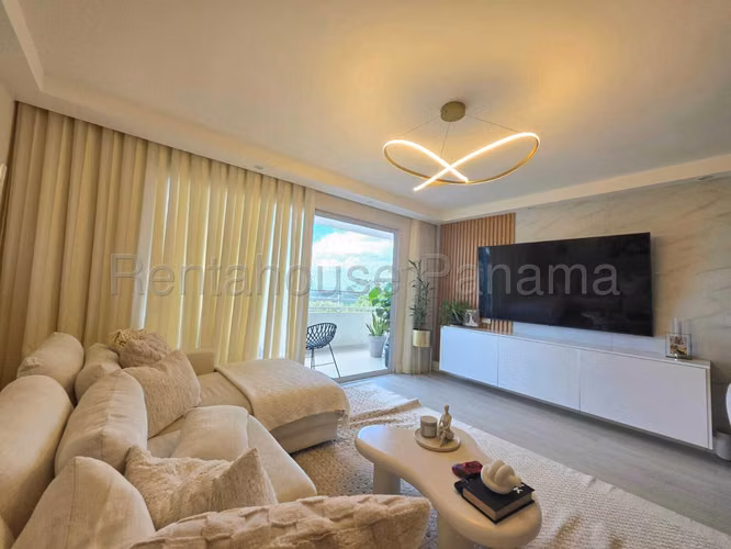 Venta de apartamento en Altos de Panamá  AK
