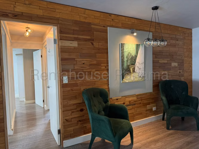 Venta de apartamento en Condado del Rey AK - Imagen 3