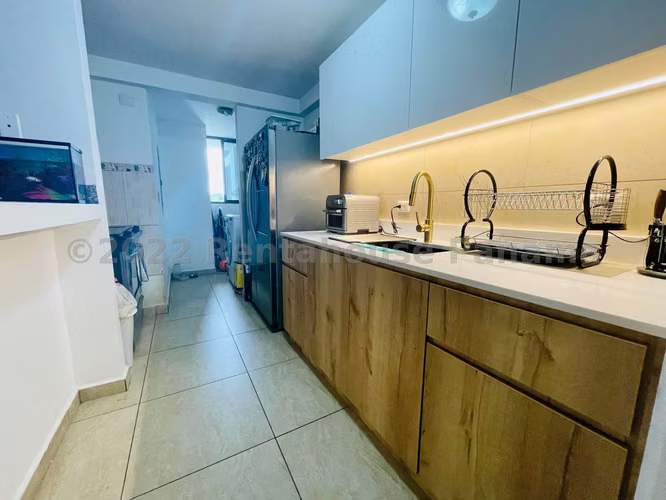 Venta de apartamento en Condado del Rey AK